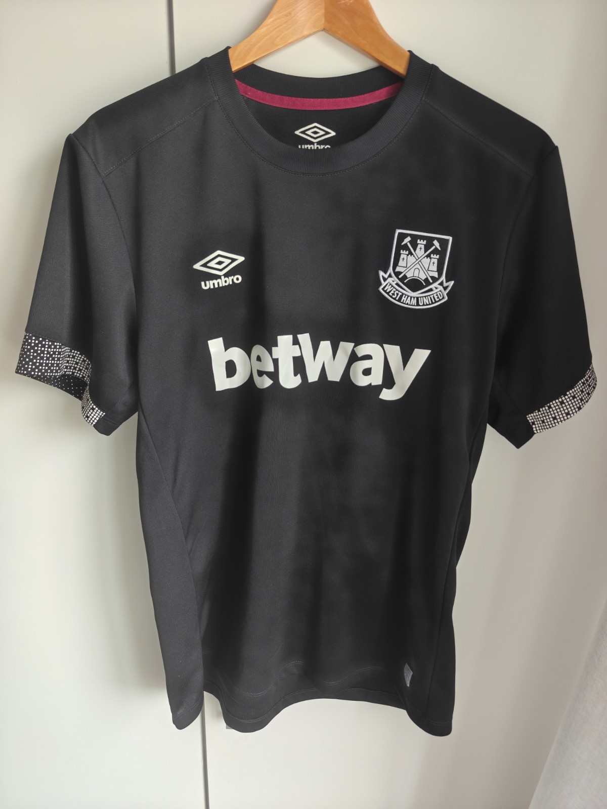 West Ham United Shirt Dimitri Payet #27 1 West Ham United Shirt Dimitri Payet #27