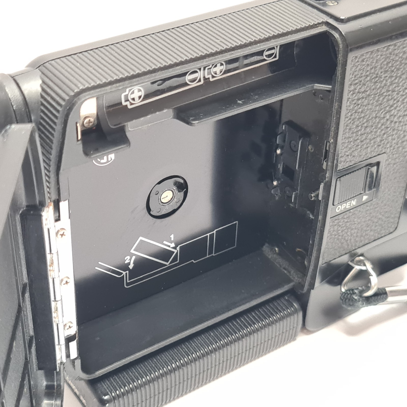 Canon 310XL Super 8, 8mm Movie Film Camera + Lens Cover, Filter, FIlm | WORKING 9 Canon 310XL Super 8, 8mm Movie Film Camera + Lens Cover, Filter, FIlm | WORKING