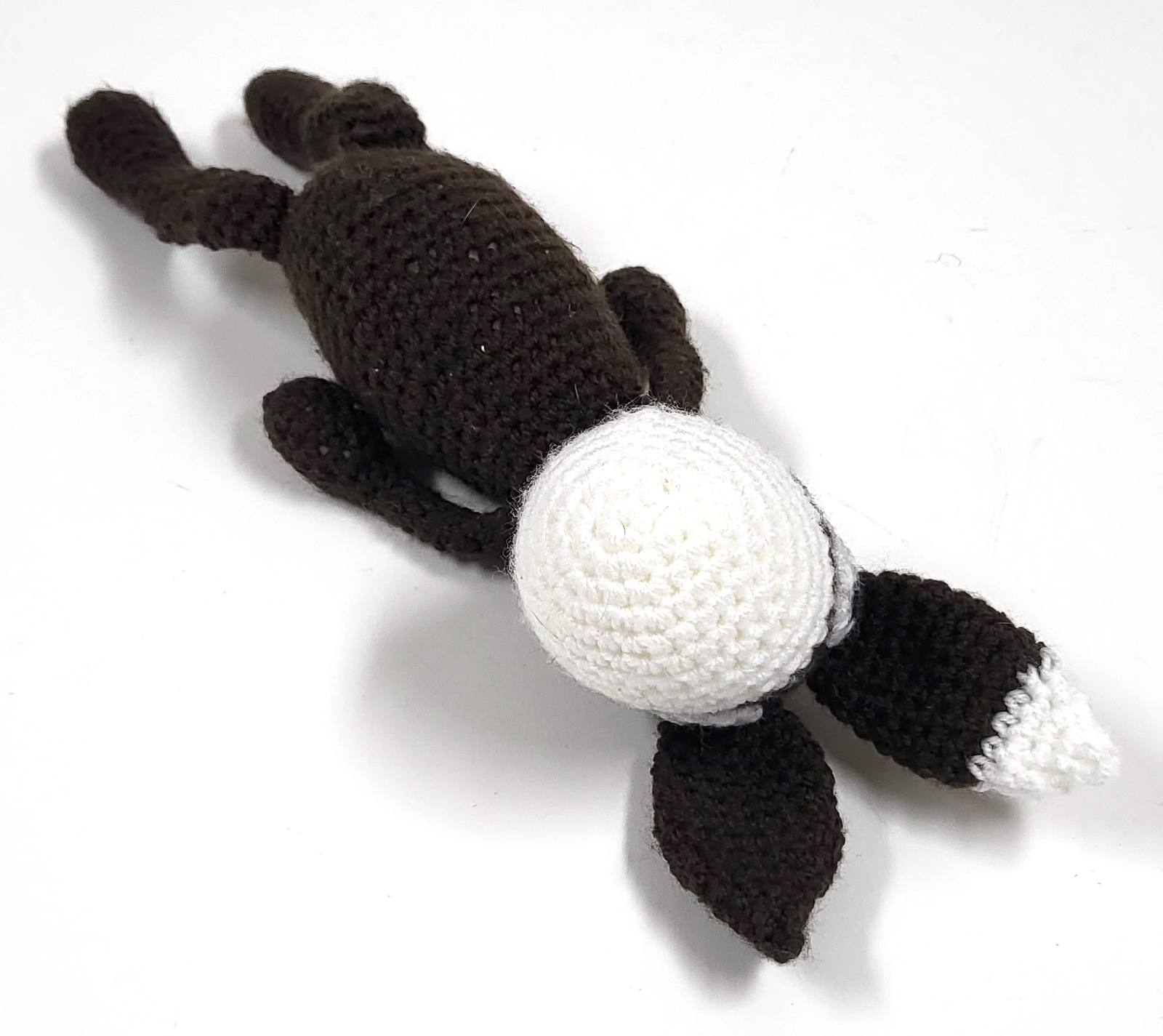 Jouet En Peluche Lapin Marron Fait Main – Crochet Doux – 15" 3 Jouet En Peluche Lapin Marron Fait Main – Crochet Doux – 15"