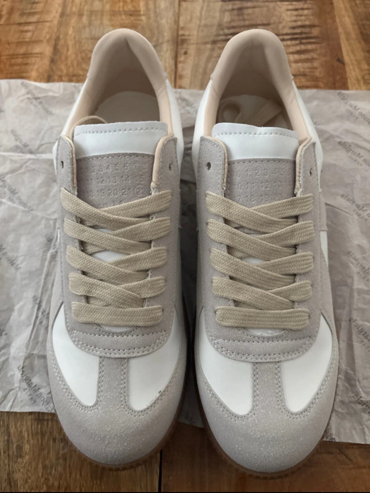 Maison Margiela Replica Sneakers White Beige Gum Sole EU 39 New Authentic 2 Maison Margiela Replica Sneakers White Beige Gum Sole EU 39 New Authentic