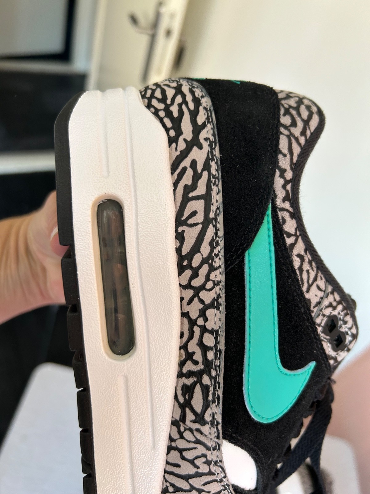 Nike Air Max 1 Elephant Premium Retro 2017 DS Deadstock US9 EU42.5 OG Box 6 Nike Air Max 1 Elephant Premium Retro 2017 DS Deadstock US9 EU42.5 OG Box