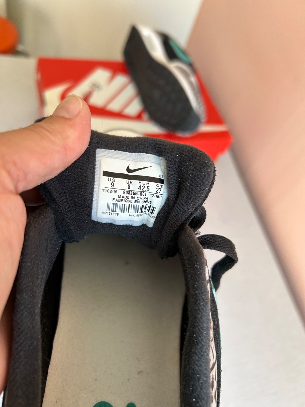 Nike Air Max 1 Elephant Premium Retro 2017 DS Deadstock US9 EU42.5 OG Box 7 Nike Air Max 1 Elephant Premium Retro 2017 DS Deadstock US9 EU42.5 OG Box