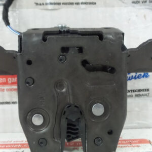 SERRURE COFFRE Opel Astra J GTC (PD2/PF2) 2013 13587646 / 13585478 / 176132