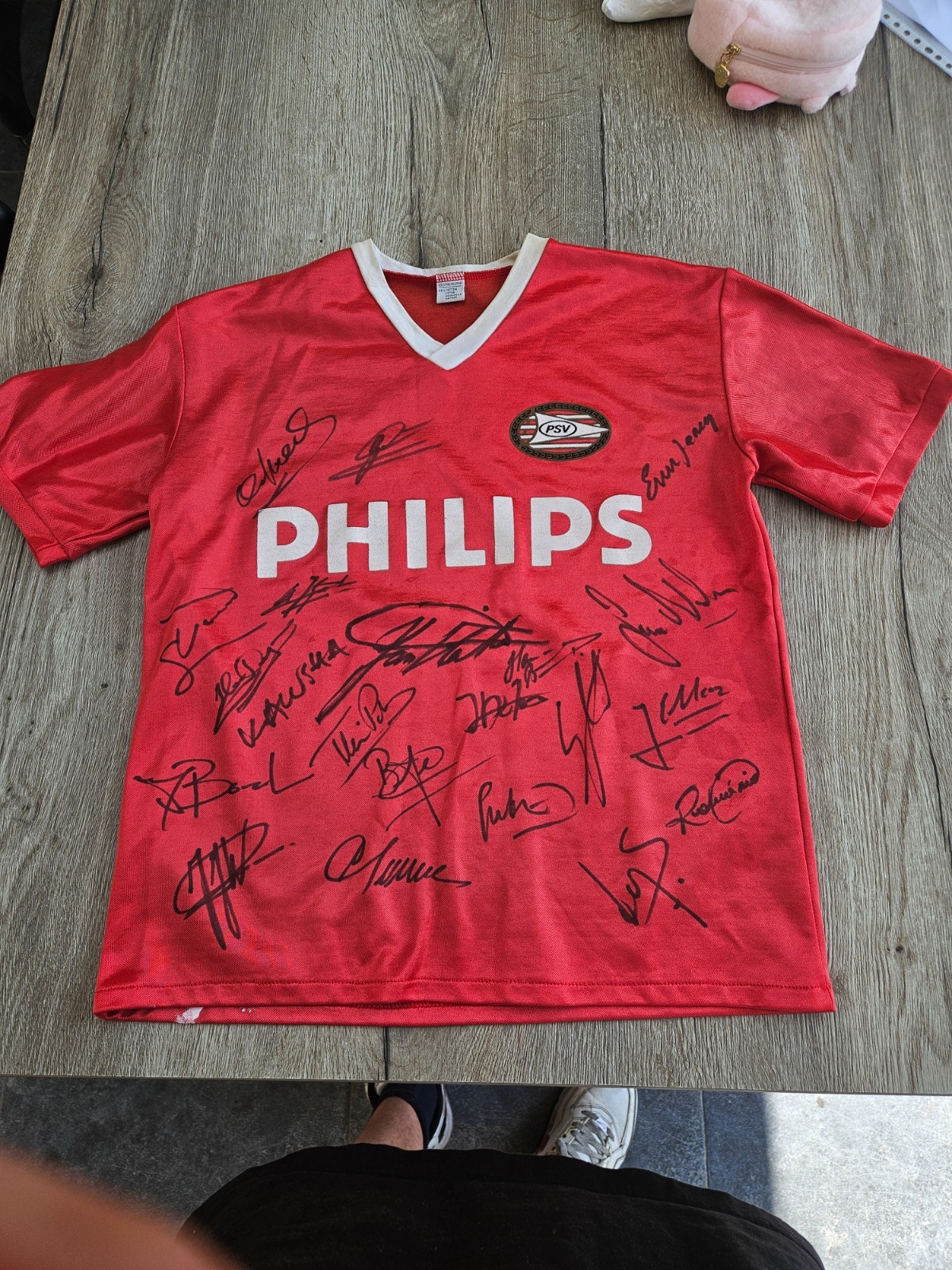 Vintage PSV Eindhoven Signed Football Shirt 1990-1992 - Romári 3 Vintage PSV Eindhoven Signed Football Shirt 1990-1992 - Romári