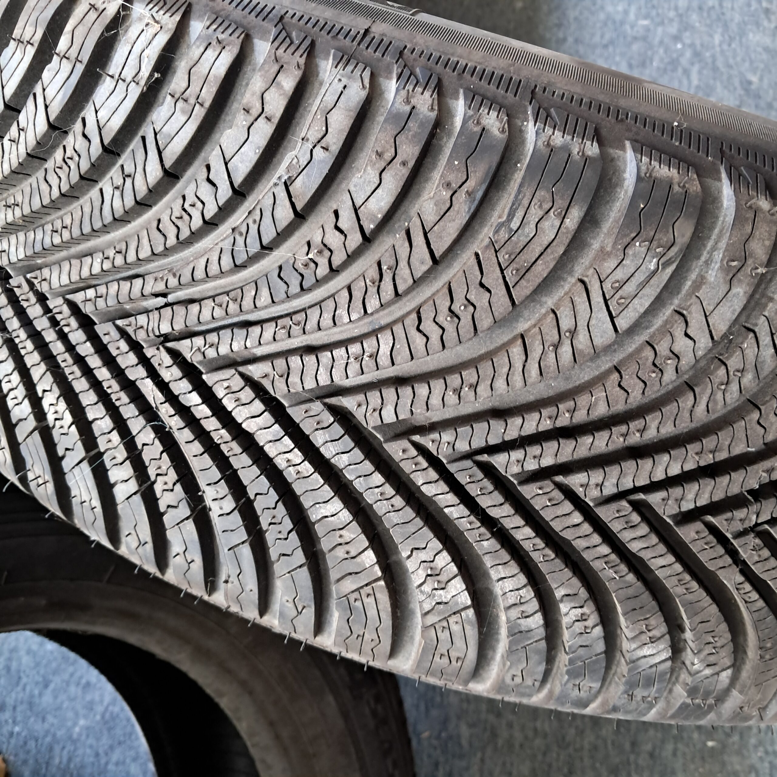 Nieuwe Michelin band 205/55 R19 97H – 1 stuk